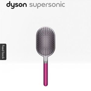 Dyson paddle brush